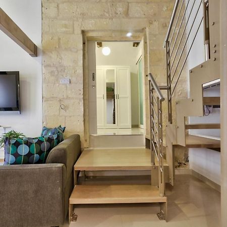 Charming Valletta 1 Bedroom Apartment Off Republic Street Sleeps 4 Esterno foto
