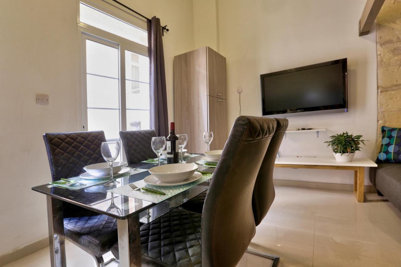 Charming Valletta 1 Bedroom Apartment Off Republic Street Sleeps 4 Esterno foto